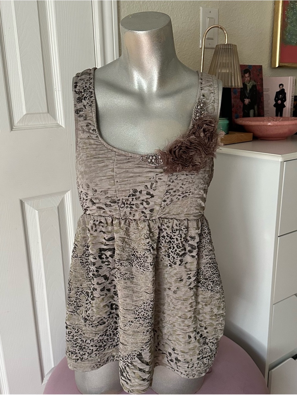 Vintage Daytrip Taupe Black & Brown Beaded Floral Textured Animal-Print Top